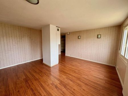 APPARTEMENT T4 A LOUER A ROANNE - HOPITAL - Photo 4