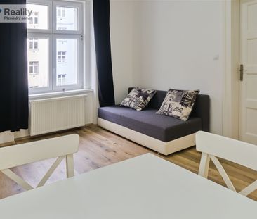 Pronájem bytu 2+kk 44 m², Čechova 1936, Plzeň - Photo 1