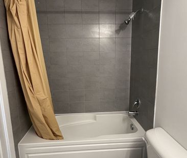 For Lease - 110 Fergus Avenue Unit# 312, Kitchener, Ontario - Photo 4