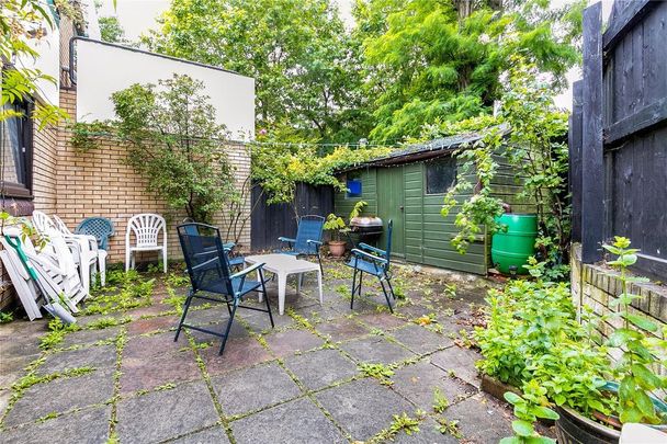 3 bedroom maisonette to rent - Photo 1