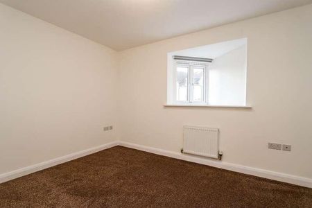 Fearnville Estate, Clevedon, BS21 - Photo 2