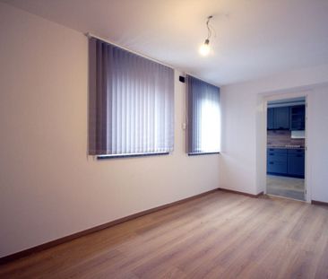 Appartement te huur in Florennes voor € 870 met 2 slaapkamers - Foto 1