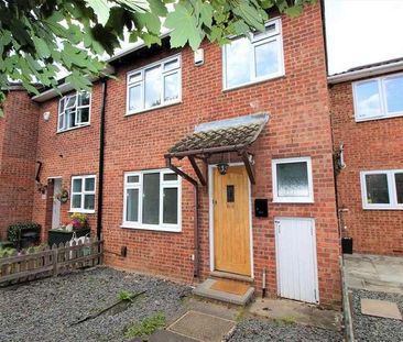 Ratcliffe Close, Uxbridge, UB8 - Photo 2