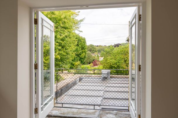 Upper Lansdown Mews, Bath - Photo 1