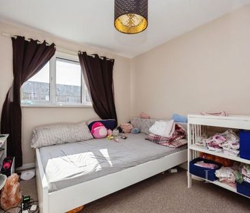 1 bedroom property to rent Harms Grove, Guildford, GU4 - Photo 6