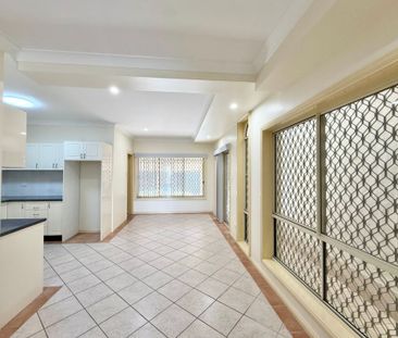 Lovely Duplex! - Photo 1