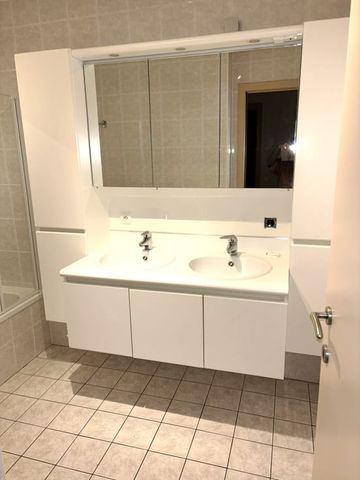 Appartement te huur - Foto 2