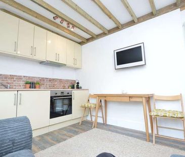 Woodlands Road, Redhill, RH1 - Photo 3