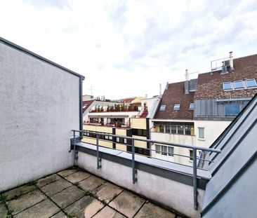 ERSTBEZUG nach Sanierung: 4-Zimmer DG-Terrassenwohnung - Grenze 9.B... - Photo 6