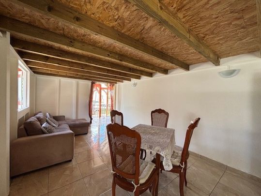 Location Maison 3 pièces 107m² STE ROSE 97115 - Photo 1