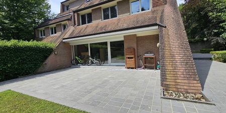 Appartement te huur in Sint-Genesius-Rode voor € 3.400 met 4 slaapkamers - Foto 4