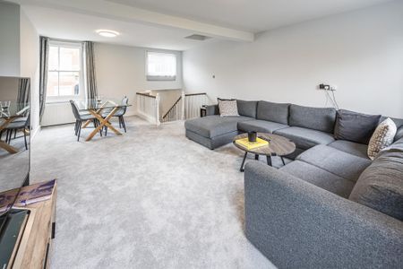 2 bedroom maisonette to rent - Photo 2