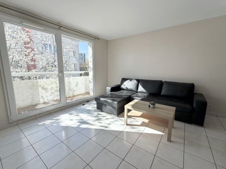 Location Appartement 3 pièces 62m² - Photo 2