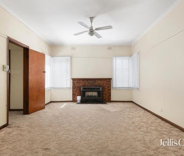 Two Bedroom Home in Pascoe Vale South - Photo 1