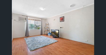 Convenience at Your Doorstep - Photo 5