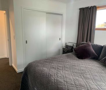 Glorious on Glenpark - Photo 5