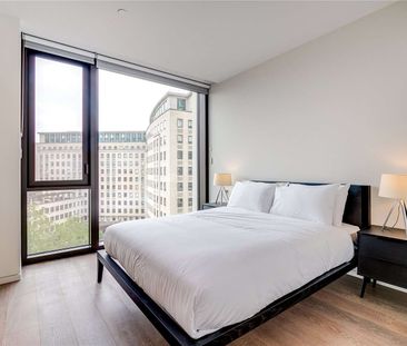 A spacious, corner apartment, with east facing balcony. - Photo 1