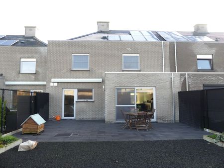 Recente nieuwbouwwoning (2019) met 3 slaapkamers, garage en tuin op 263 m² - Photo 2