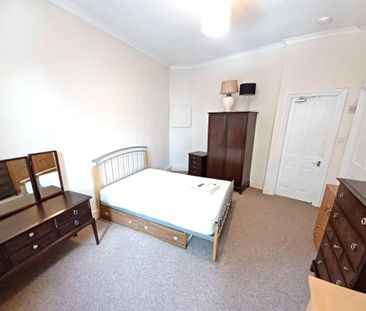 6 bedroom house to rent - Photo 5