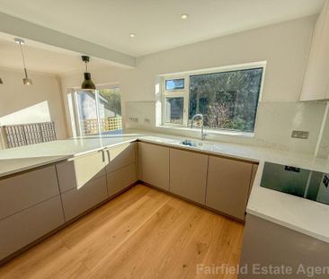 3 bedroom detached house to rent - Photo 2