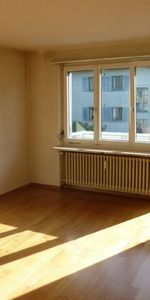 Small, elegant & full of charm - Photo 3