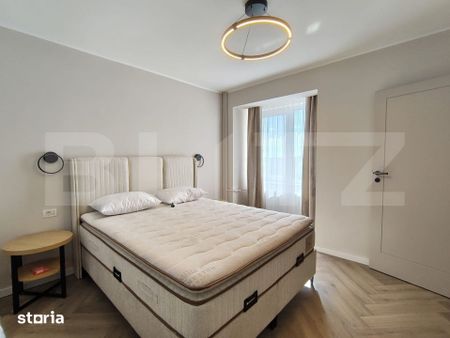 Apartament 2 camere, Centru Civic, prima inchiriere, panorama spre par - Photo 5