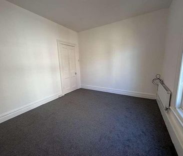 Hainton Avenue, Grimsby, DN32 - Photo 2