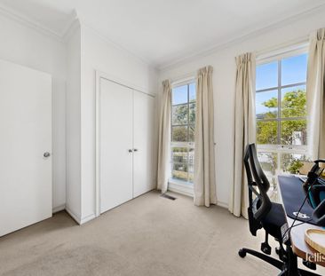 Immaculate Three Bedroom Home with Garden in Balwyn North - Photo 5