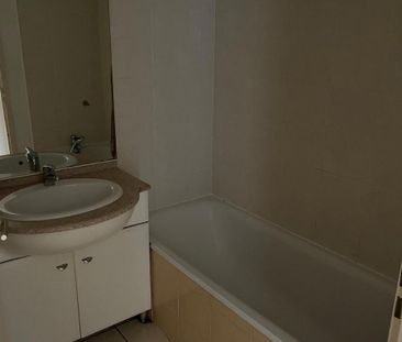 Location Appartement 3 pièces 51m² TOULOUSE 31200 - Photo 3