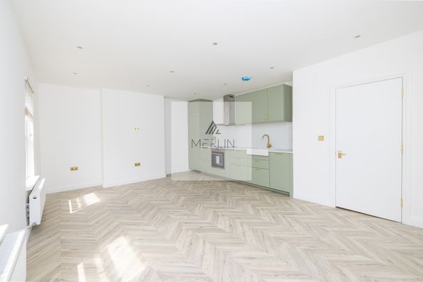 Palace Gates Road, N22, London - Photo 1