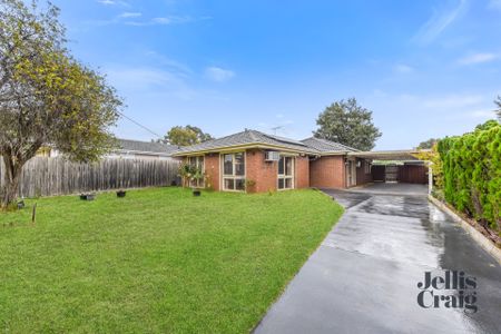 4 Simpson Drive, Dandenong North - Photo 2