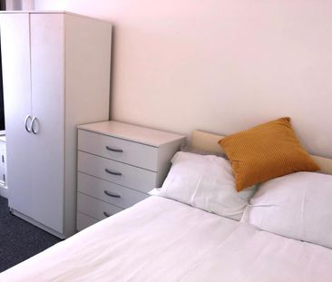 Room in a Shared House, Laxey Road, B16 - Photo 6