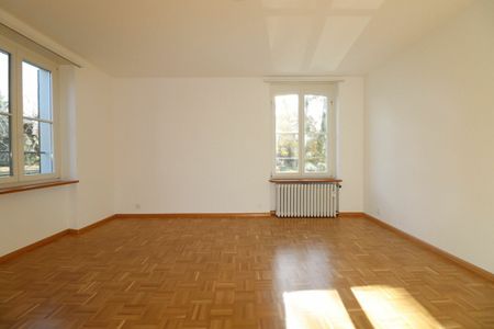 Erstvermietung nach Sanierung - 4-Zimmer-Wohnung im Herzen von Riehen / ideal für 2-3 Personen - Foto 5