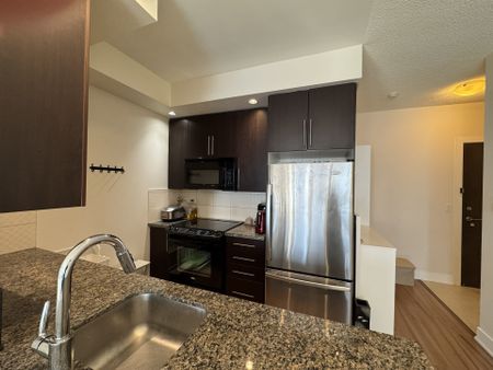 For Lease - 28 Linden Street Unit# 2004, Toronto, Ontario - Photo 5