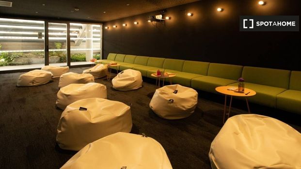 seville, Andalusia 41012 - Foto 1