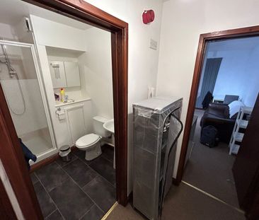 1 Bed Flat, City Road, BS2 - Photo 5