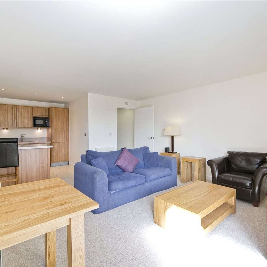 Large two double bedroom, two bathroom apartment set over the upper floor of this modern and secure development just moments from Holloway Road station. - Photo 1