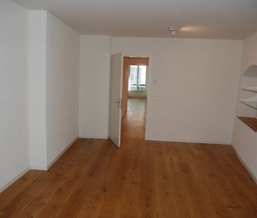 Sanierte 2 1/2-Zimmer Wohnung mitten in der Altstadt - Photo 1