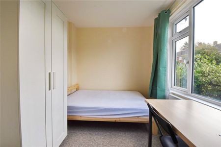 Blake Road, Lockleaze - Photo 3