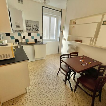 A LOUER - NANTES ST DONATIEN - Grand appartement 1 pièce MEUBLÉ de 24.89 m² - Photo 3
