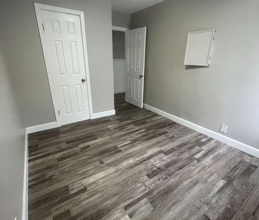 For Lease - 907 Second Street, Cornwall, Ontario - Photo 2