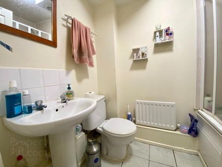 Bradbury Court, 10 Jubilee Road, Belfast, BT9 7JL - Photo 3