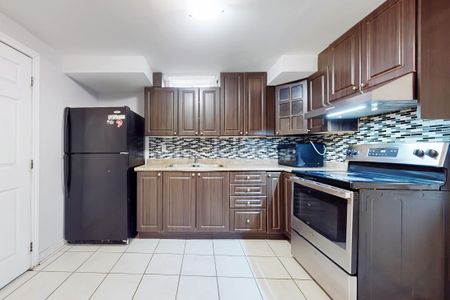 For Lease - 58 Hummingbird Drive Unit# Bsmt, Toronto, Ontario - Photo 5