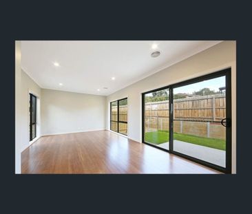 Modern Living - Photo 4