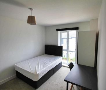 1 bedroom in a house share to rent - Photo 4