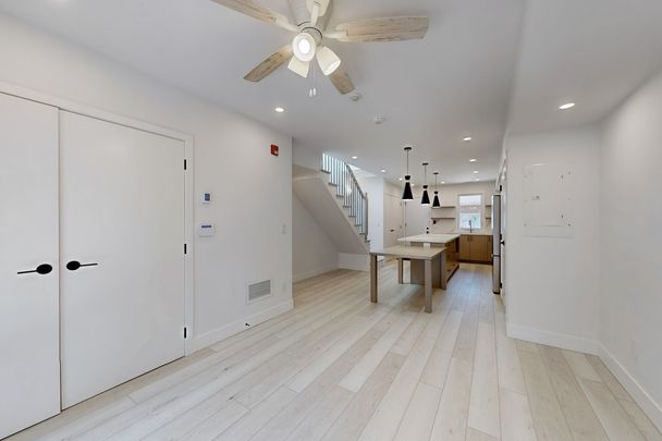 For Lease - 363 Euclid Avenue Unit# Laneway, Toronto, Ontario - Photo 1