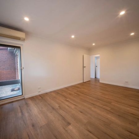 Fully Renovated 3-Bedroom Apartment - Photo 4