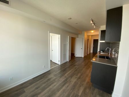 For Lease - 365 Church Street Unit# 2409, Toronto, Ontario - Photo 3