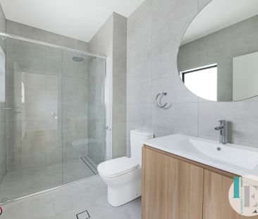 Brand New 3-Bedroom Townhouses – Now Available! - Photo 5