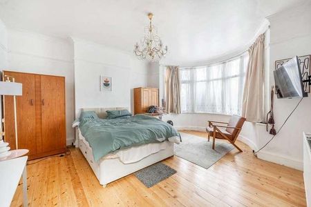 Pinner Road, Harrow, HA1 - Photo 3